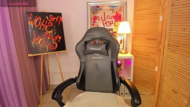 fiamoory online show from January 22, 4:34 am