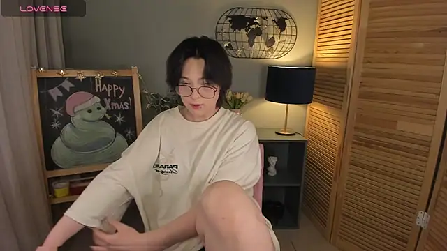 fiamoory online show from February 4, 12:00 pm