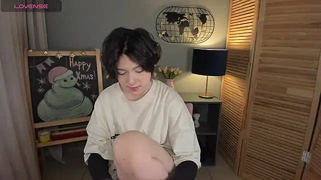 fiamoory online show from February 5, 1:26 am