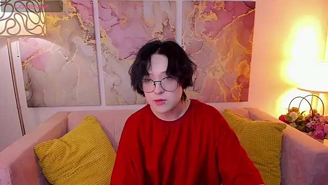 fiamoory online show from February 8, 10:29 am