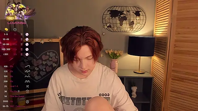 fiamoory online show from February 15, 8:44 am