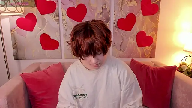 fiamoory online show from February 22, 1:33 am