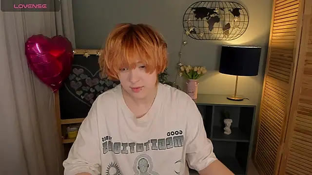 fiamoory online show from February 23, 1:35 am