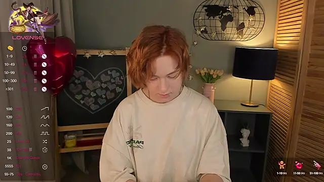 fiamoory online show from March 3, 4:36 am