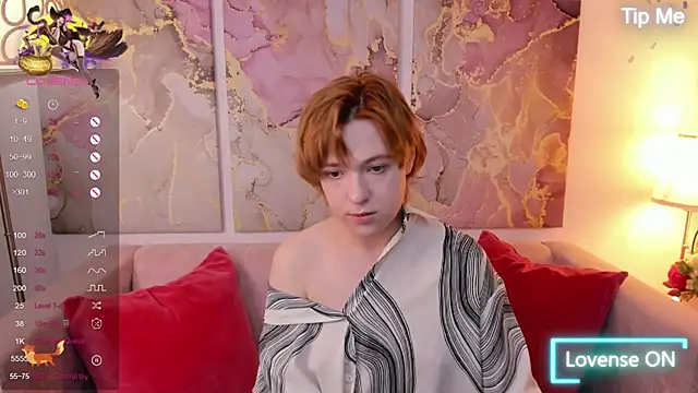 fiamoory online show from March 11, 1:26 am