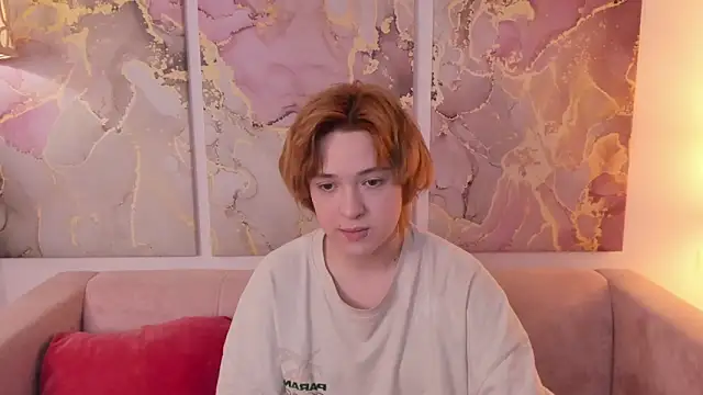 fiamoory online show from March 17, 4:19 am