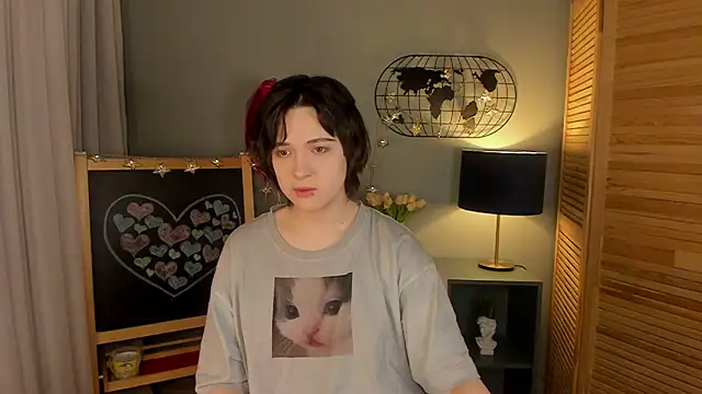 fiamoory online show from March 23, 1:42 am