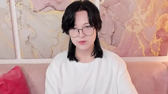 fiamoory online show from September 13, 1:05 am