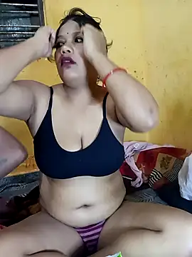 Radhikadavi879 online show from January 19, 11:53 pm