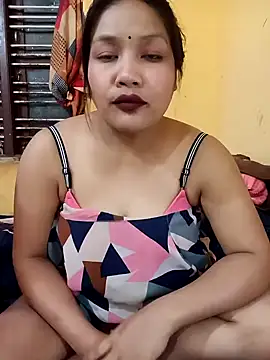 Radhikadavi879 online show from January 28, 3:35 pm