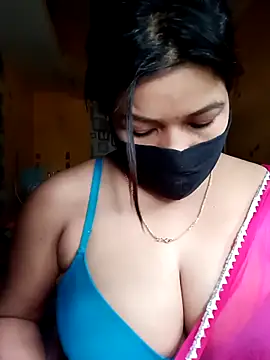 Radhikadavi879 online show from September 26, 6:28 am