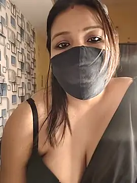 Radhikadavi879 online show from October 8, 4:04 pm