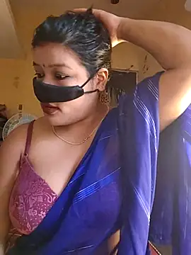 Radhikadavi879 online show from October 22, 6:02 am