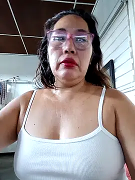 anniecoopeer online show from February 12, 3:49 pm