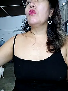 anniecoopeer online show from February 22, 4:18 am