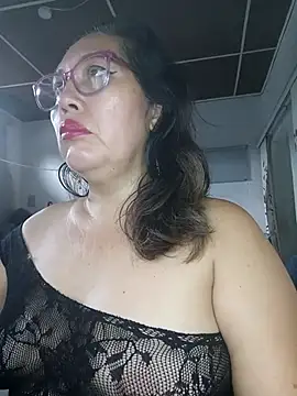 anniecoopeer online show from March 5, 8:53 pm