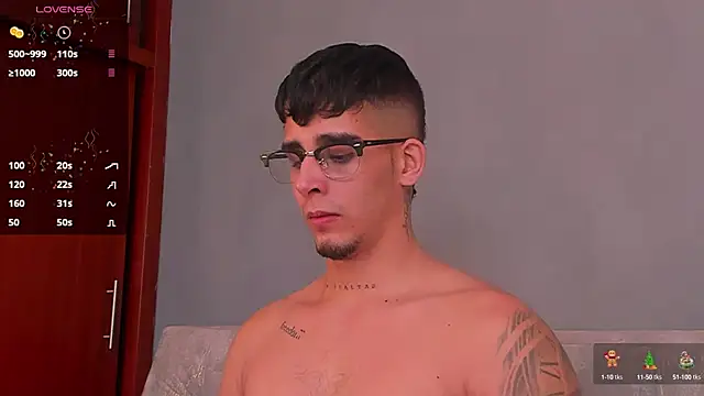 iamcamiloo  online show from December 27, 1:43 am