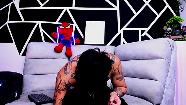 JUSTIN FULLER1 online show from March 20, 9:56 pm