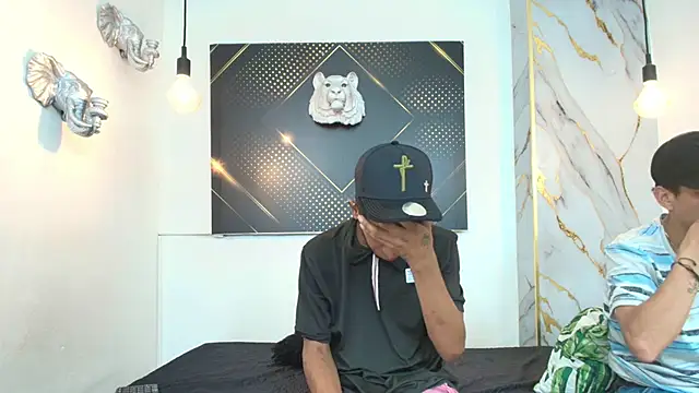 JordanAndAndrew online show from November 26, 8:10 pm