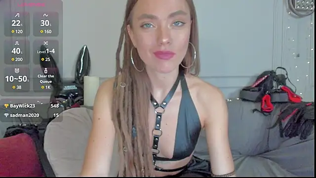 Snapshot of KellyFouler chatting on March 22, 5:20 pm KellyFouler online show from March 22, 5:20 pm