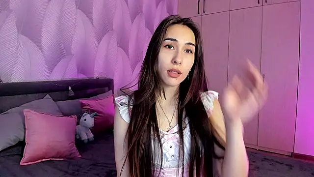 Bambiii bby online show from February 6, 2:11 am