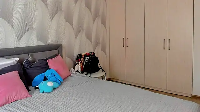 Bambiii bby online show from November 11, 3:17 am