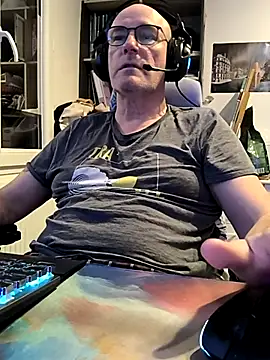 bogland33 online show from February 27, 7:47 pm