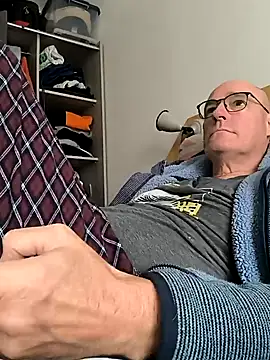 bogland33 online show from March 11, 1:56 pm