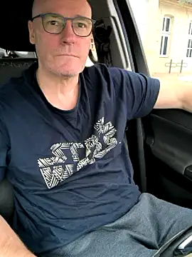 bogland33 online show from March 13, 1:18 pm