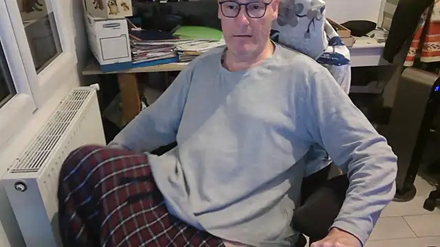 bogland33 online show from March 20, 10:07 pm