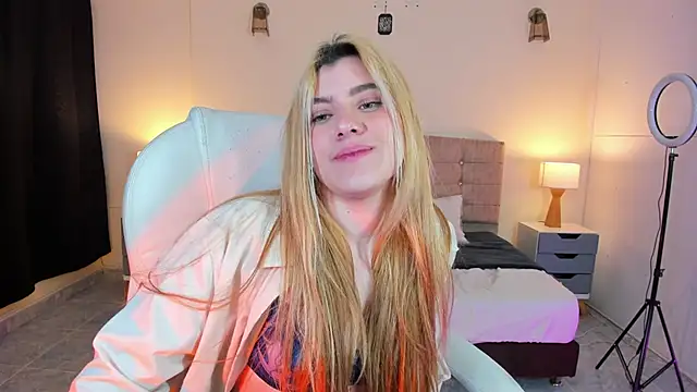 ARITOO  online show from December 10, 6:33 am