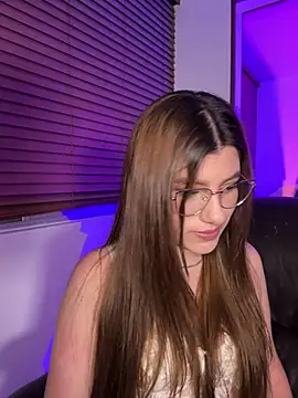 ARITOO  online show from March 5, 3:51 am