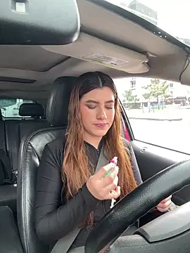 ARITOO  online show from March 18, 1:42 pm