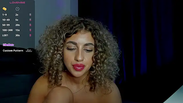 CurlyAnt0 online show from February 6, 10:21 pm