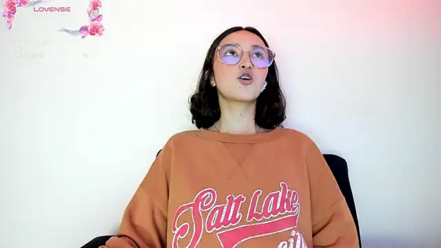 Snapshot of its__angelica_ chatting on January 9, 9:47 pm its angelica online show from January 9, 9:47 pm