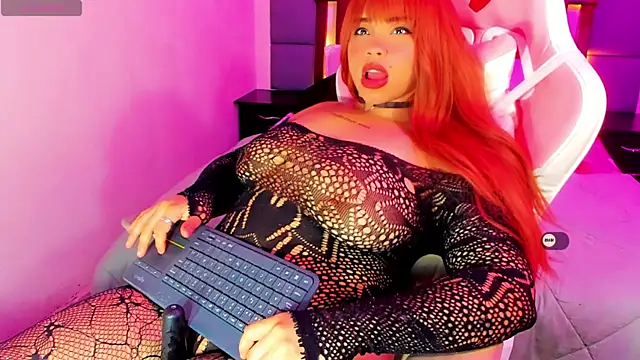 Snapshot of MimiRodriguez chatting on February 21, 7:12 am MimiRodriguez online show from February 21, 7:12 am