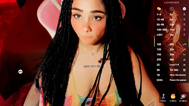 Snapshot of MimiRodriguez chatting on March 20, 6:41 am MimiRodriguez online show from March 20, 6:41 am