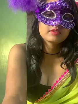 Snapshot of Rihana_Baby chatting on February 15, 6:01 pm Rihana Baby online show from February 15, 6:01 pm