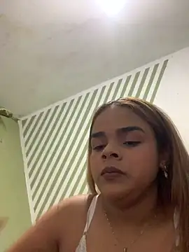 Evabigass online show from December 6, 3:30 am