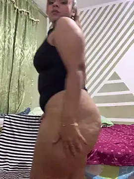 Evabigass online show from December 16, 5:11 pm