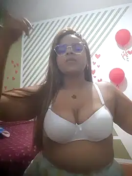 Evabigass online show from February 15, 9:59 pm