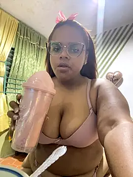 Evabigass online show from October 7, 7:33 pm