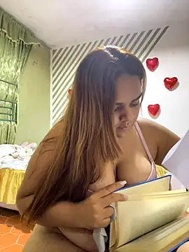 Evabigass online show from November 4, 1:16 am