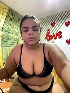 Evabigass online show from November 7, 8:09 pm