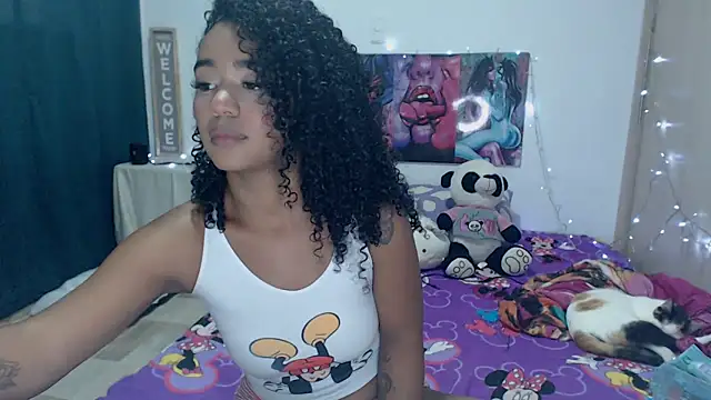 evafoxs online show from February 27, 6:42 pm