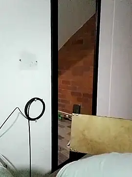 evafoxs online show from March 6, 4:52 am