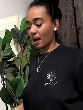 evafoxs online show from September 18, 1:18 am