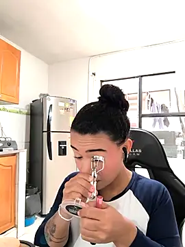 evafoxs online show from October 27, 4:22 pm