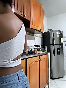 evafoxs online show from October 29, 12:57 am