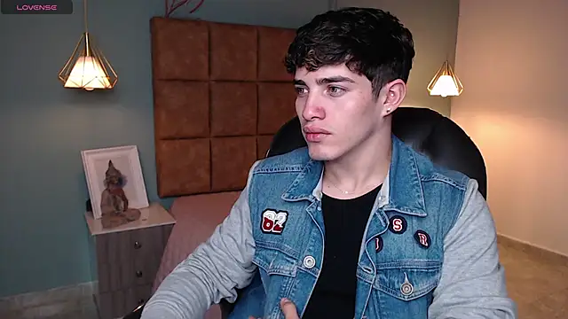 AlejooTwink online show from January 25, 5:40 pm